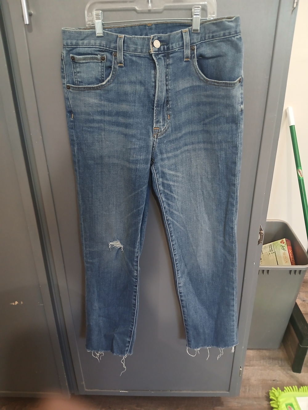 Frye Womans Mid-Blue Slim Straight Jeans with Frayed Hem